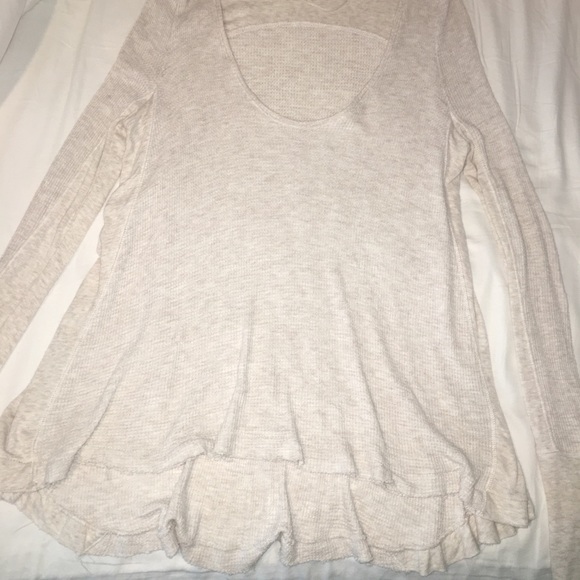 Free People oatmeal colored thermal sweater - Picture 4 of 8